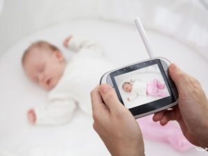 The Ultimate Guide to Baby Monitors: Choosing the Right One for Your Family